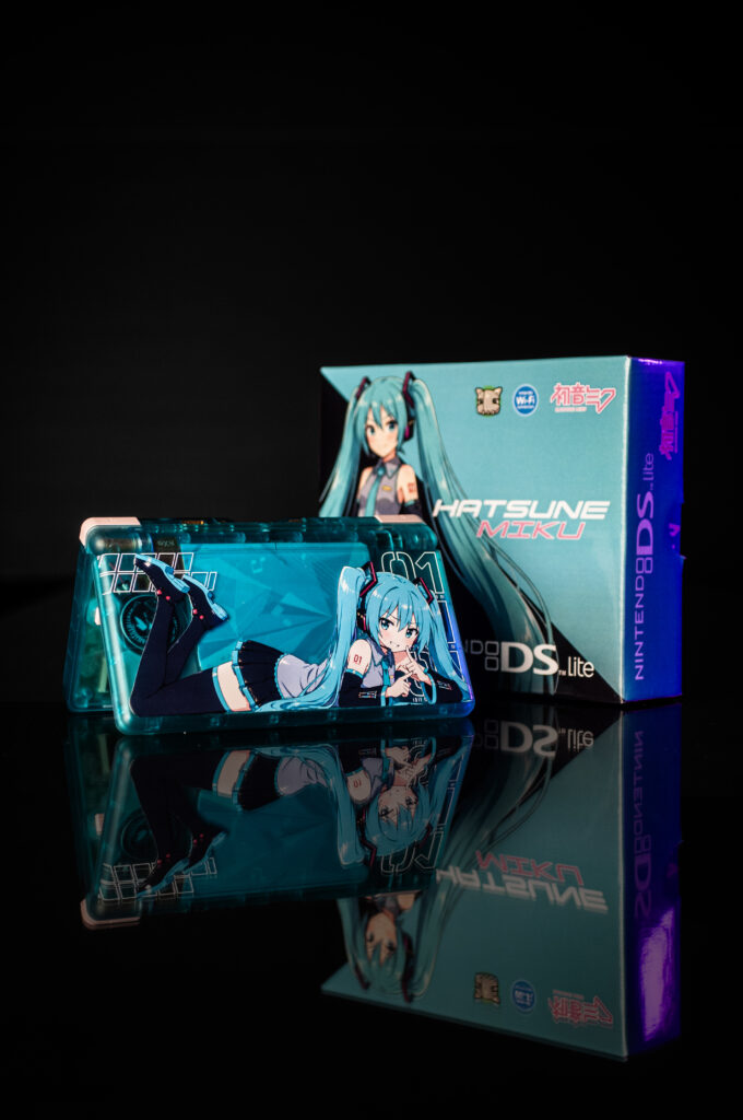 Hatsune Miku custom Nintendo DS Lite — RetroForge Lab