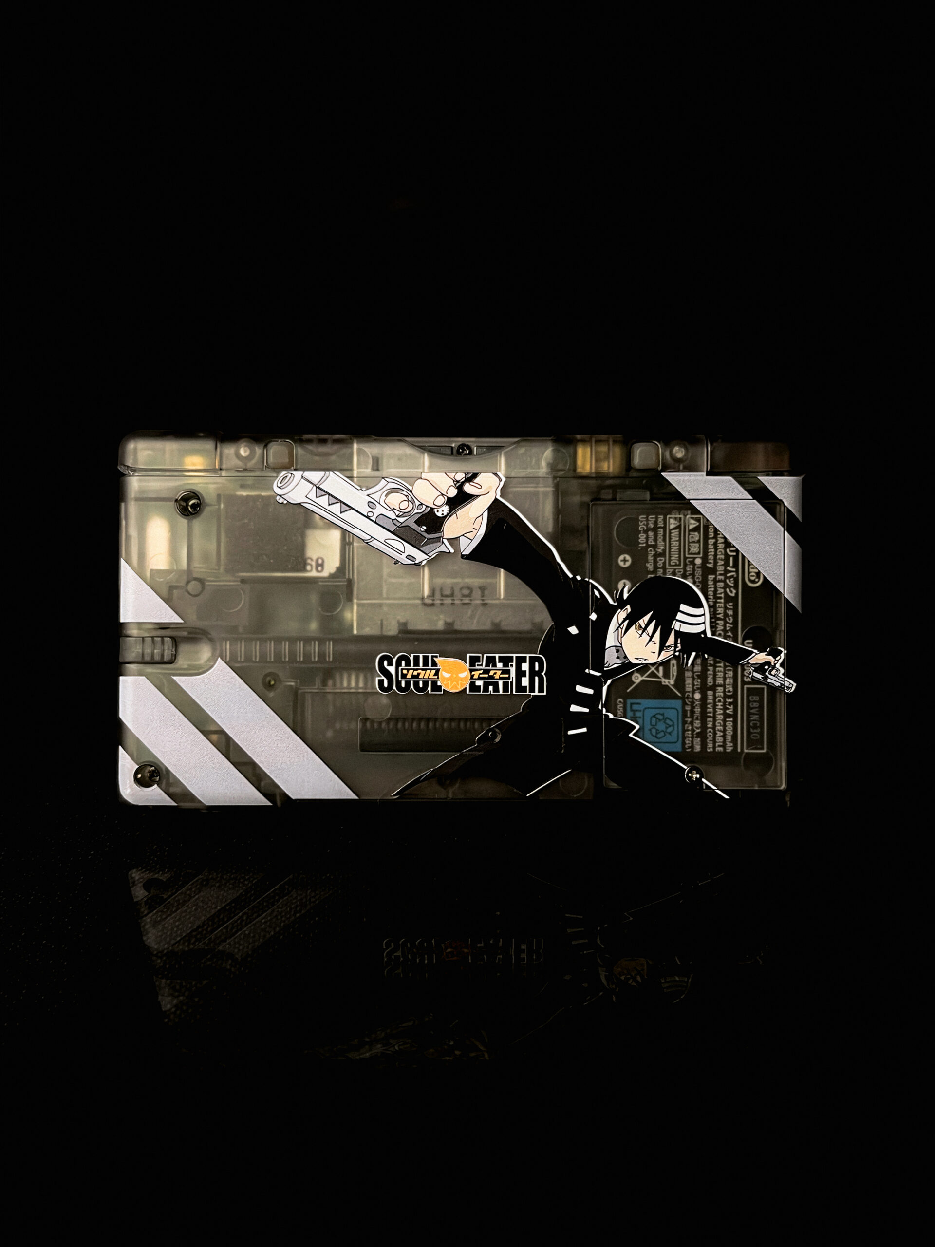 Death the Kid (Soul Eater) custom Nintendo DS Lite, detail view 6